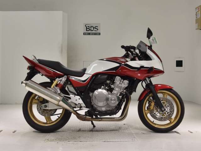 Honda CB400SFV BOLDOR 2010