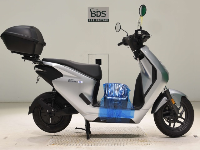 Honda EM1E: 2023
