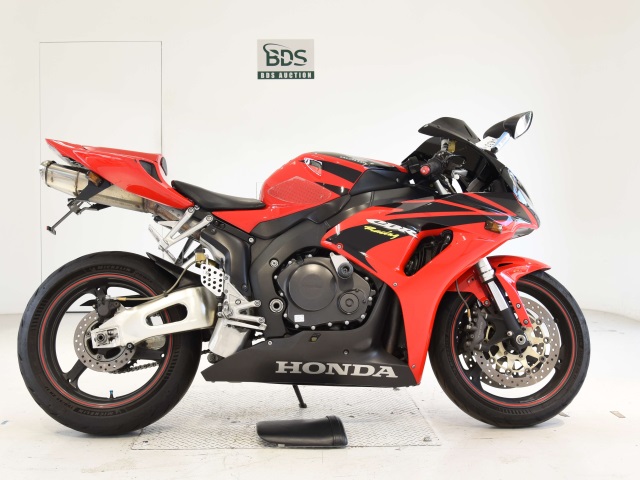 Honda CBR1000RR 2006