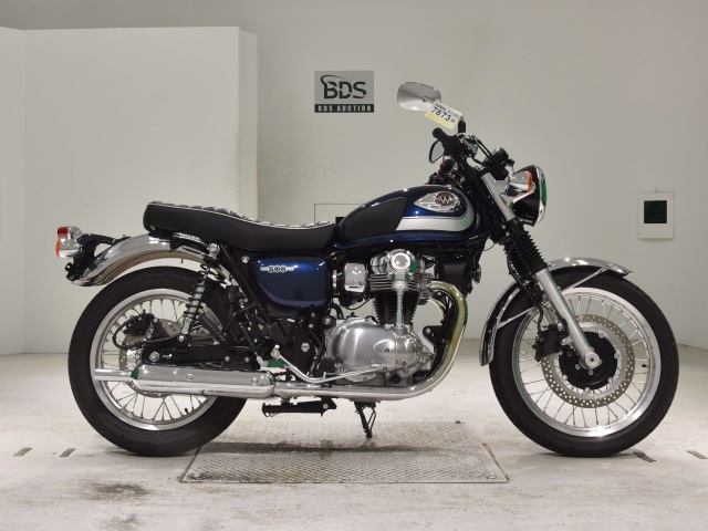 Kawasaki W800 2021