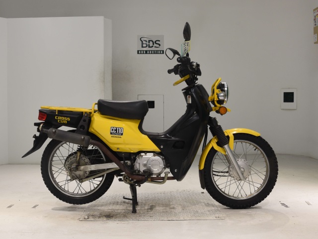 Honda CC110 CROSSCUB 2016
