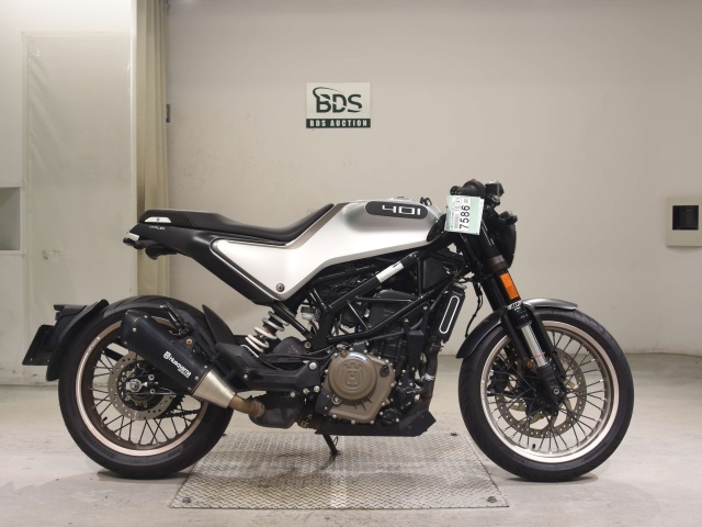 Suzuki VARTPILEN401 2021