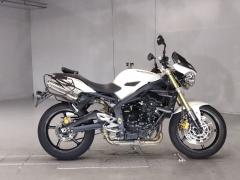 Triumph STREET TRIPLE 2011
