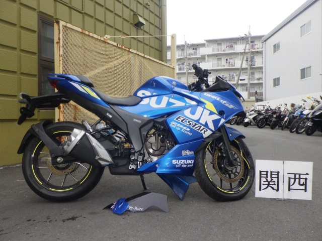 Suzuki GIXXER250SF