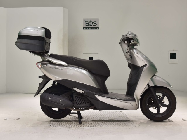 Honda LEAD125 2015