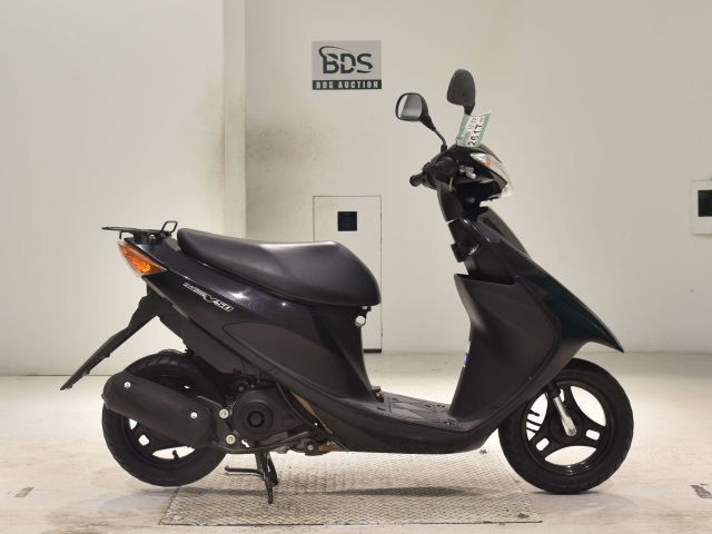 Suzuki ADDRESS V50