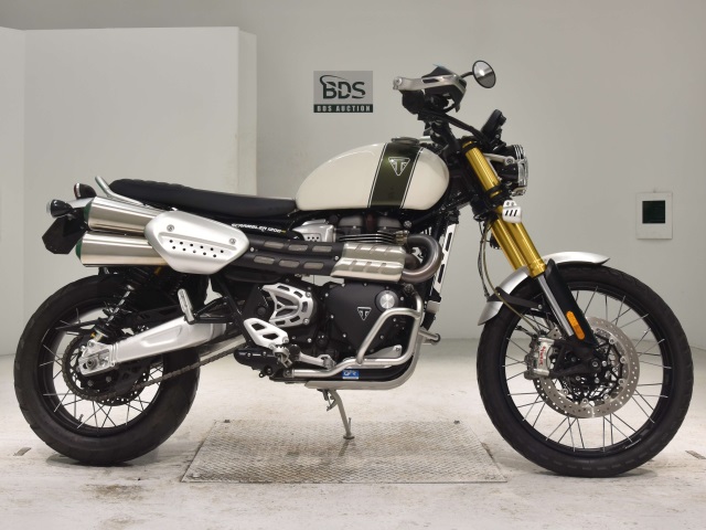 Triumph ｽｸRANﾌﾞﾗ-1200XE 2021