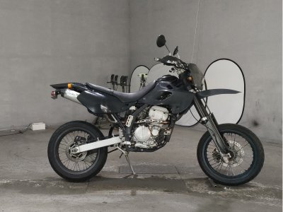 Kawasaki D TRACKER 2003