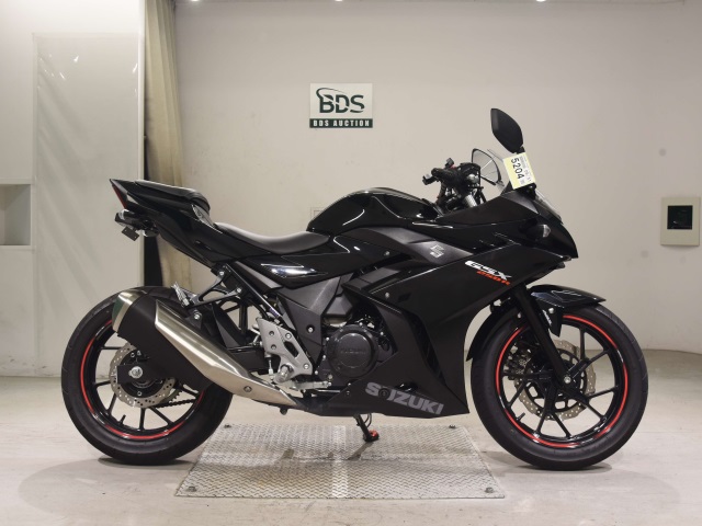 Suzuki GSX250RA