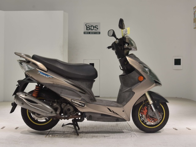 Kymco RACING ｷﾝｸﾞ180 2012