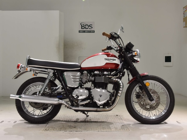Triumph BONNEVILLE T100 2010