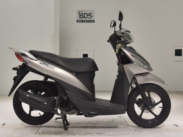 Suzuki ADDRESS V110