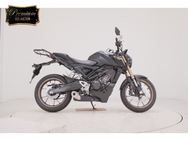 Honda CB125R 2021