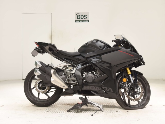 Honda CBR250RR 2024