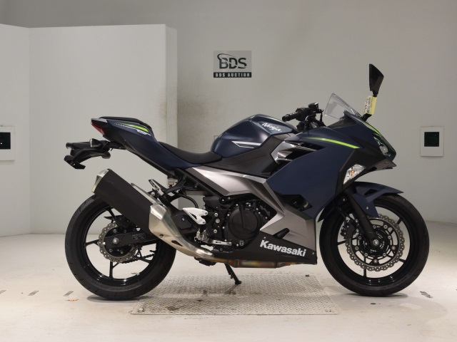 Kawasaki NINJA400 2021