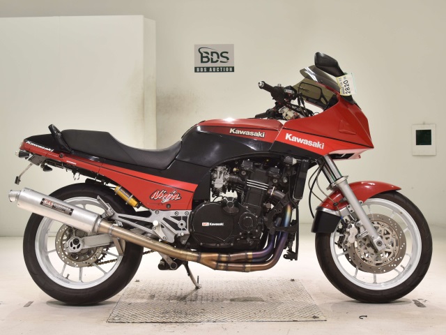Kawasaki GPZ900R 1991