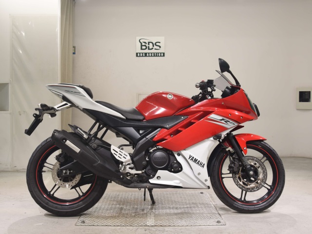 Yamaha YZF-R15 2013