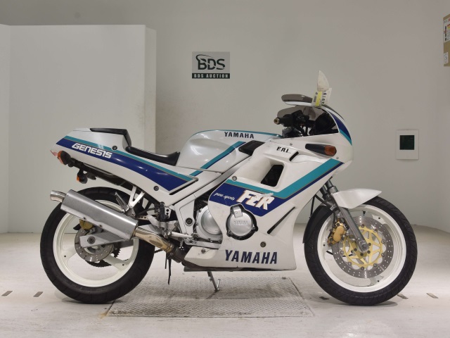 Yamaha FZR250 1988