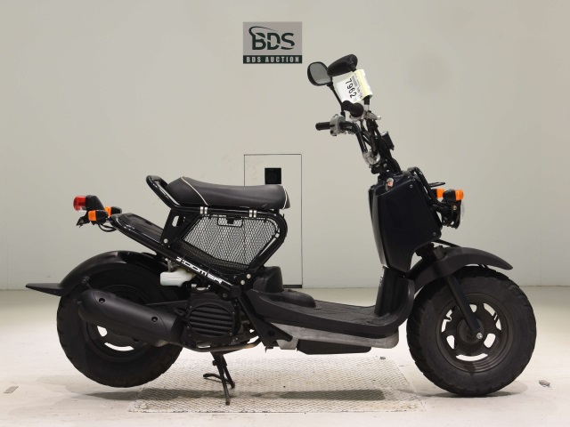 Honda ZOOMER 2011