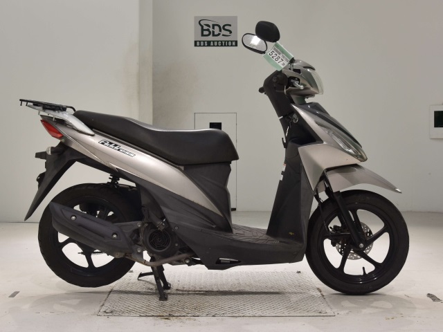 Suzuki ADDRESS V110