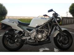 Yamaha R1-Z 1990