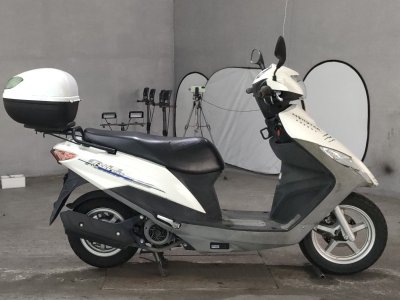Suzuki ADDRESS V125