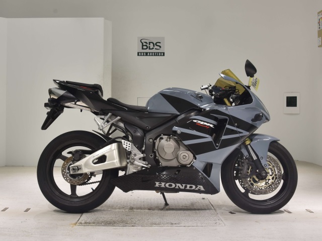 Honda CBR600RR 2006