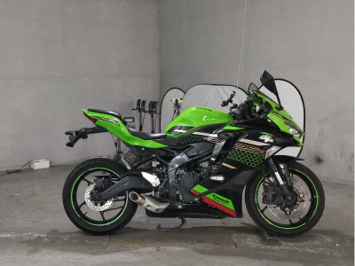 Kawasaki NINJA ZX-25R 2021