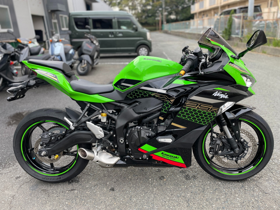 Kawasaki NINJA ZX-25R KRT 2021