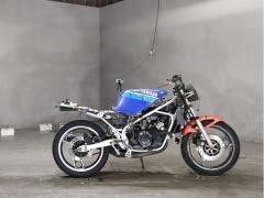 Yamaha RZ250R 1983