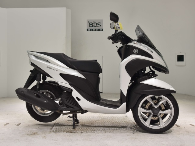 Yamaha TRICITY MW125 2015
