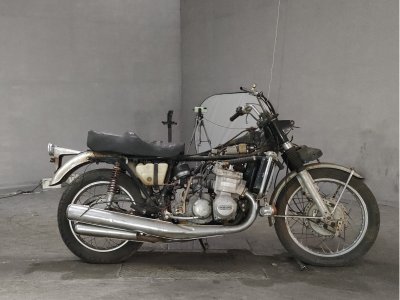 Suzuki GT750