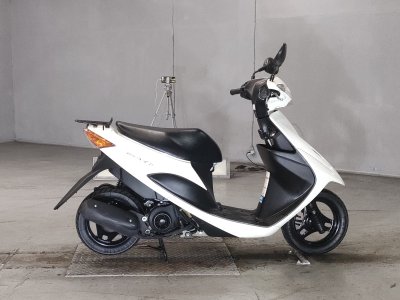 Suzuki ADDRESS V50
