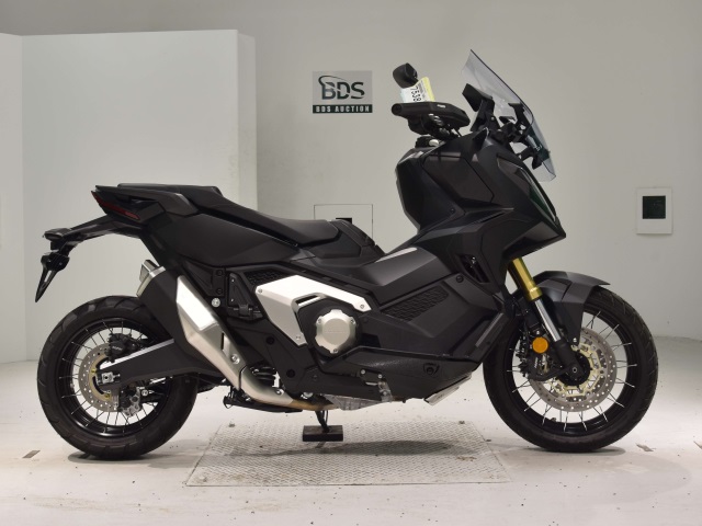 Honda X-ADV750-2 2024