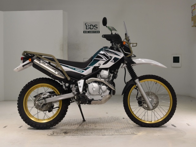 Yamaha SEROW XT250 2017