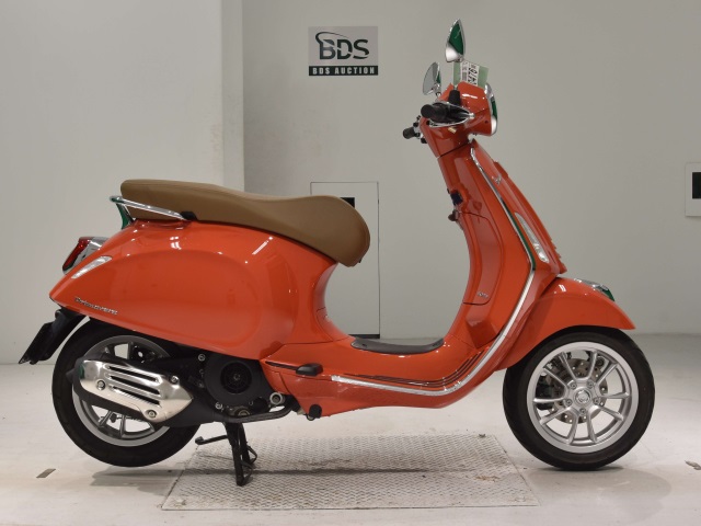 Vespa PRIMAVERA150 2022