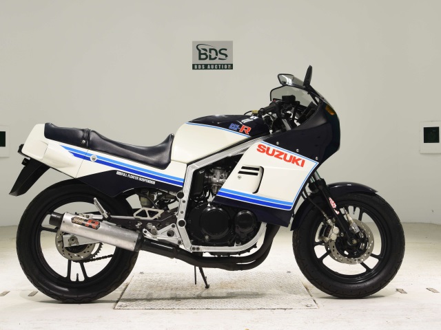 Suzuki GSX-R400 1984