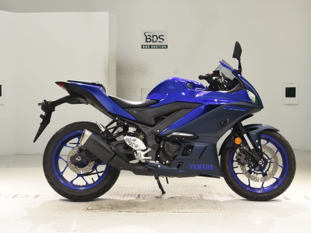Yamaha YZF-R25 2022