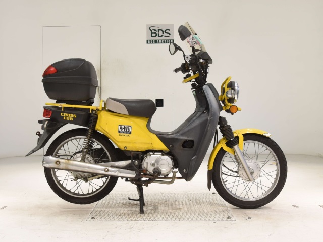 Honda CC110 CROSSCUB 2022
