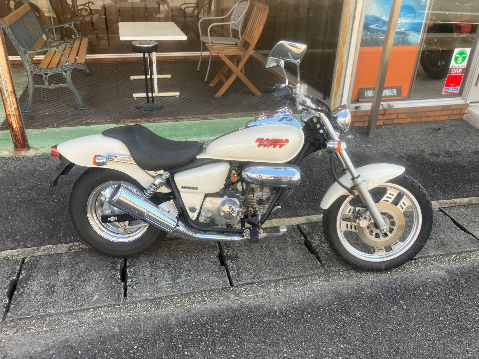 Honda MAGNA50 2003