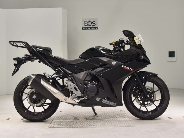 Suzuki GSX250R