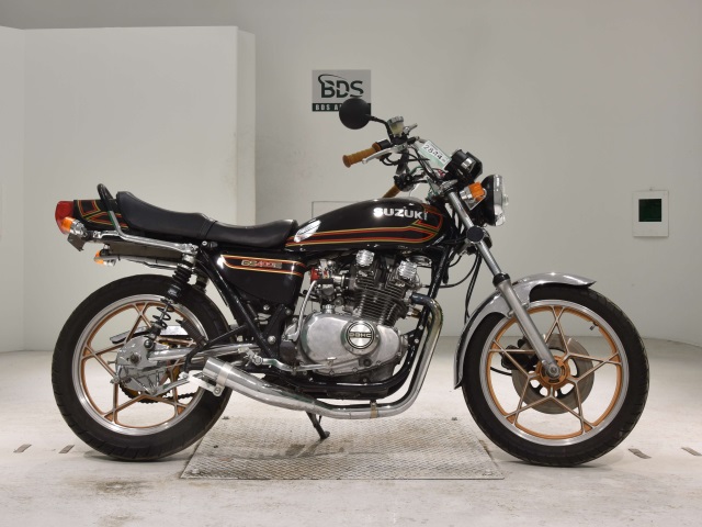 Suzuki GS400 1977