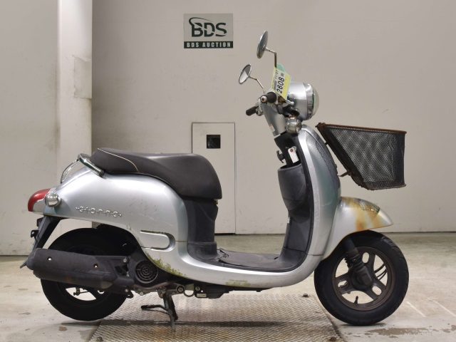 Honda GIORNO 2011
