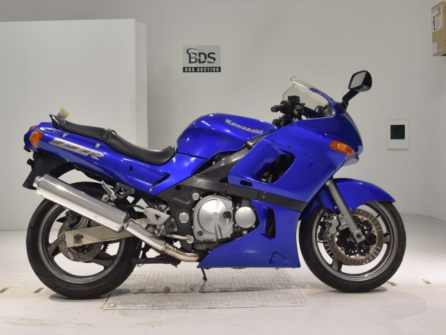 Kawasaki ZZ-R400 2004