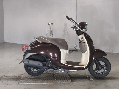 Honda GIORNO 2011