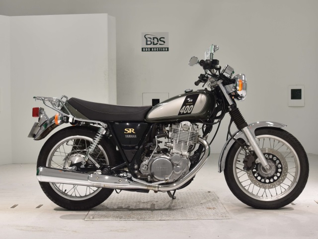 Yamaha SR400 2017