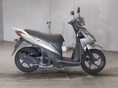 Suzuki ADDRESS V110