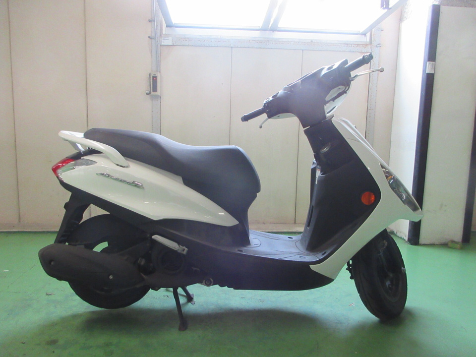 Yamaha AXIS Z 2017