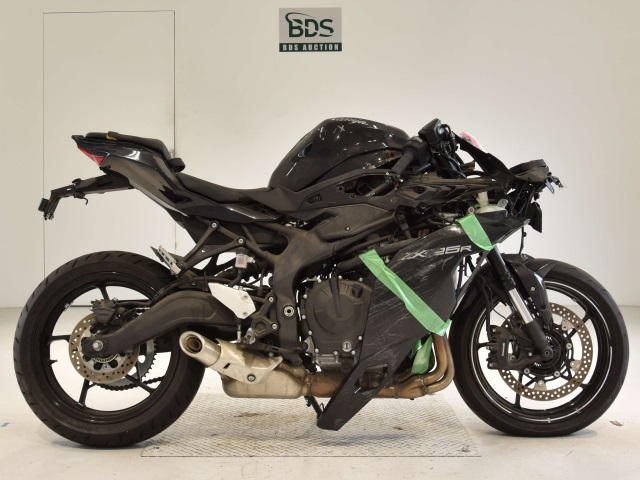 Kawasaki NINJA ZX-25R 2021