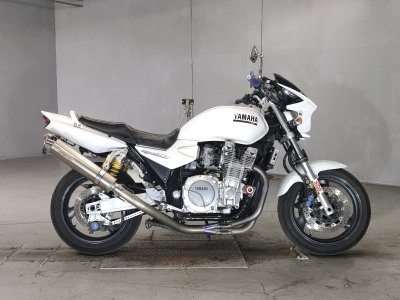 Yamaha XJR1300 2000